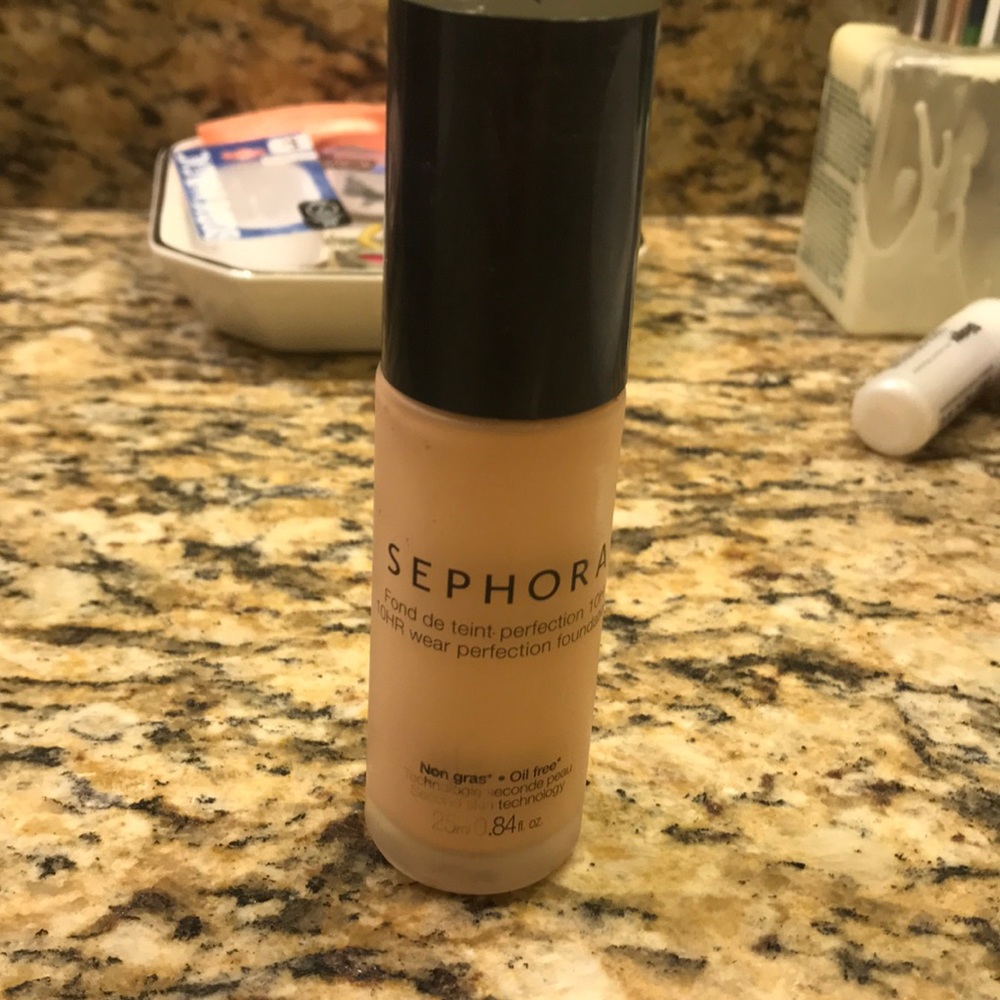 Sephora 10HR Wear Perfection Foundation — Clair Lt